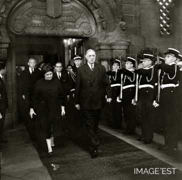 Le général de Gaulle et la Grande-Duchesse de Luxembourg (Metz)